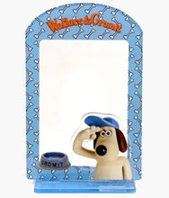 Load image into Gallery viewer, Wallace & Gromit - Random Acrylic Photo Card Stand - Blind Bag