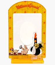 Load image into Gallery viewer, Wallace & Gromit - Random Acrylic Photo Card Stand - Blind Bag