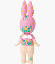 Load image into Gallery viewer, Sonny Angel - Artist Collection - Angel In The Garden Rabbit