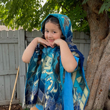Load image into Gallery viewer, Poppy Playtime Poncho - Youth Size