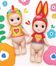 Load image into Gallery viewer, Sonny Angel - Artist Collection - Lucky Galo Rabbit