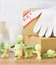 Load image into Gallery viewer, Smiski - Moving Series