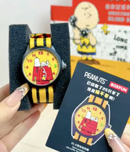 Load image into Gallery viewer, Peanuts - Wristwatch - Blind Box