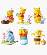 Load image into Gallery viewer, Winnie The Pooh Best Friends Party - Blind Box