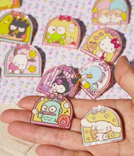 Load image into Gallery viewer, Sanrio Characters - Surprise My Badge With Candy - Blind Bag