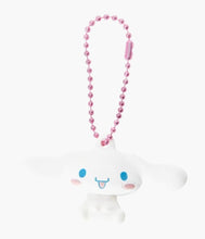 Load image into Gallery viewer, Hello Kitty & Friends - Flat Keychain Team Pink - Blind Bag