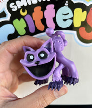 Load image into Gallery viewer, Smiling Critters - Mini Figure - Blind Bag