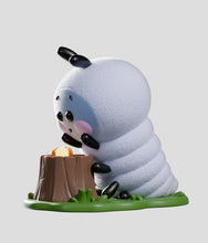 Load image into Gallery viewer, Wooly Bear and Friends - Vinyl Figure Blind Box