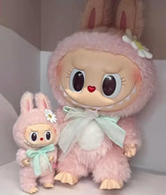 Load image into Gallery viewer, Mokoko - Close To Sweet - 16&quot; Vinyl Plush Doll
