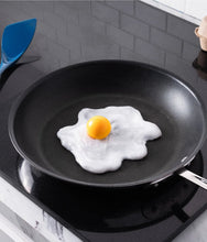 Load image into Gallery viewer, Crazy Aaron's - Eggcellent Trendsetters Putty
