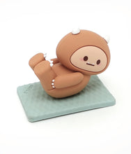 Load image into Gallery viewer, Smoko - Hank Yeti Doing Yoga - Blind Box Figure
