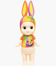 Load image into Gallery viewer, Sonny Angel - Artist Collection - Halloween Pumpkin Rabbit
