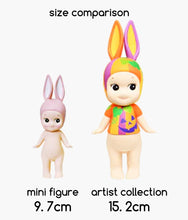 Load image into Gallery viewer, Sonny Angel - Artist Collection - Halloween Pumpkin Rabbit
