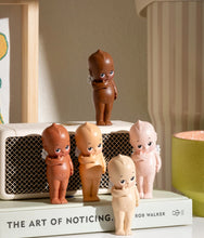 Load image into Gallery viewer, Smoko - Kewpie Tones - Blind Box Figure
