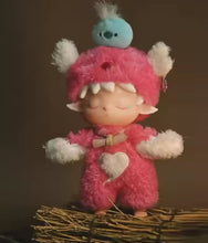 Load image into Gallery viewer, Mimi - Leisurely Elf - Vinyl Plush Keychain Blind Box
