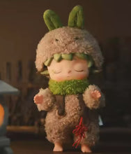 Load image into Gallery viewer, Mimi - Leisurely Elf - Vinyl Plush Keychain Blind Box
