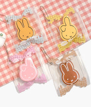 Load image into Gallery viewer, Miffy - Ice Cream Sandwich Squish Keychain - Blind Pick
