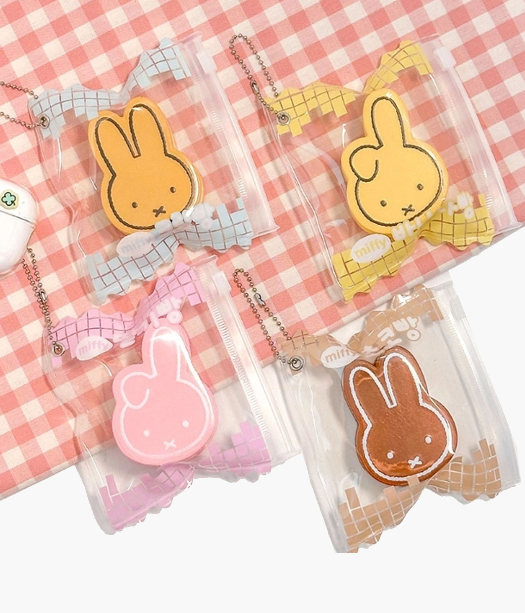 Miffy - Ice Cream Sandwich Squish Keychain - Blind Pick – Pickaparty
