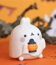 Load image into Gallery viewer, Molang - Halloween Special Ver.2 - Blind Box Figure
