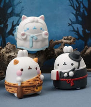 Load image into Gallery viewer, Molang - Halloween Special Ver.2 - Blind Box Figure
