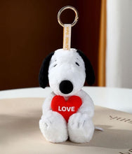 Load image into Gallery viewer, Snoopy - Cute Pals Series - Blind Box Plush Keychain
