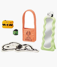 Load image into Gallery viewer, Re-Ment - Peanuts Snoopy's Cozy Weekend Room Series Figure - Blind Box
