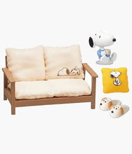 Load image into Gallery viewer, Re-Ment - Peanuts Snoopy's Cozy Weekend Room Series Figure - Blind Box
