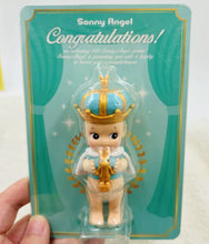 Load image into Gallery viewer, Sonny Angel - Mini Figure Crown - Blue Topaz
