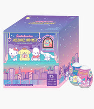 Load image into Gallery viewer, Sanrio Characters - Surprise My Badge With Candy - Blind Bag
