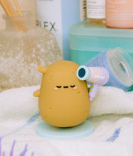 Load image into Gallery viewer, Smoko - Tayto Bathroom - Blind Box Figure
