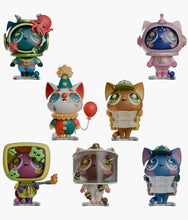Load image into Gallery viewer, Widdle Baby Big World - Vinyl Figure Blind Box
