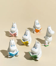 Load image into Gallery viewer, Smoko - Moomin Reads - Blind Box
