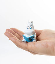 Load image into Gallery viewer, Smoko - Moomin Reads - Blind Box
