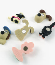 Load image into Gallery viewer, Wallace &amp; Gromit - Random Magnet - Blind Bag
