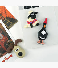 Load image into Gallery viewer, Wallace &amp; Gromit - Random Magnet - Blind Bag
