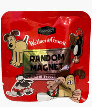 Load image into Gallery viewer, Wallace &amp; Gromit - Random Magnet - Blind Bag
